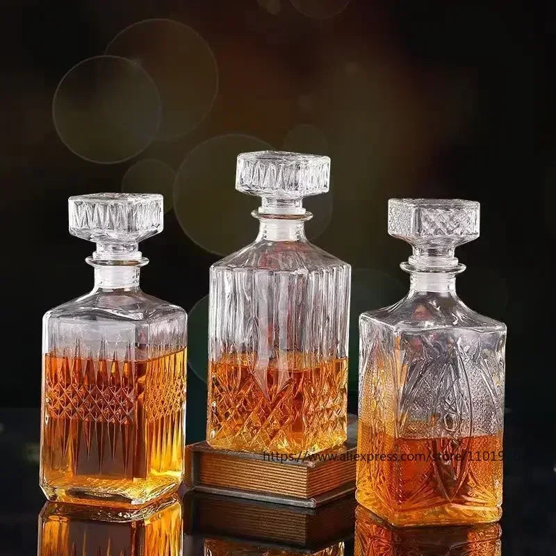 1PC 9x24cm Hot Sale Luxury Lead Free Square Wine Bottle Whiskey Glass Lot Decanter Alcohol Container Pourer Carafe 1000ML Decore